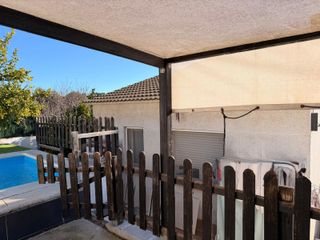 Pérgola y vallas de madera