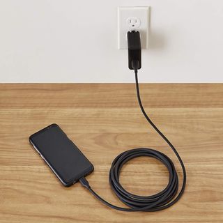 Amazon Basics USB-C-auf-USB-A 2.0 Schnellladekabel