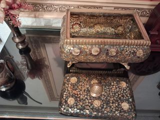 Joyero Nácar y Metal Dorado