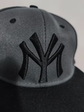 Gorra NY Negra y Gris