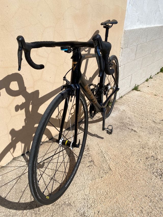 Giant Advanced SL Talla M/L Negra