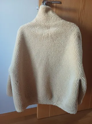 Chaquetón- Parka Zara estilo juvenil