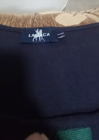 Vestido azul con detalles verdes