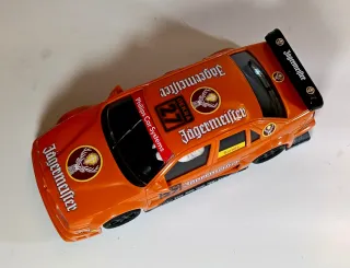ALFA ROMEO 155 V6 TI "JAGERMEISTER" de NINCO