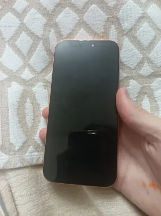 Andrid 17 Pro Max inspirado en Apple