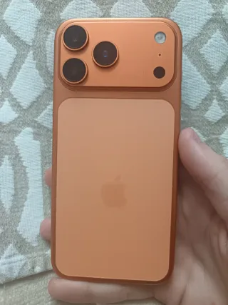 Andrid 17 Pro Max inspirado en Apple