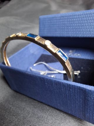 Pulsera Swarovski Azul y Dorada