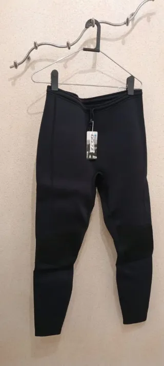 Traje Neopreno 3mm 2 Piezas 2XL. SIN ESTRENAR