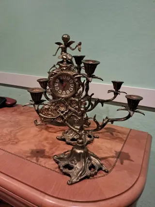 Reloj y 2 Candelabros Antiguos