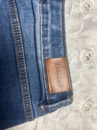 Falda vaquera talla 11 a 12 años