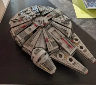 Halcón Milenario Lego