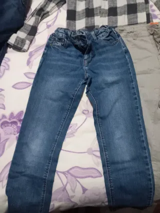 Lote Ropa Niño: Camisa y 3 Pantalones talla 8-9