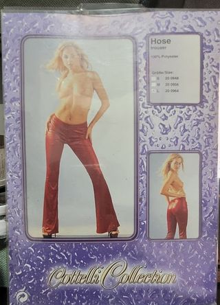 Pantalones rojos elásticos acampanados