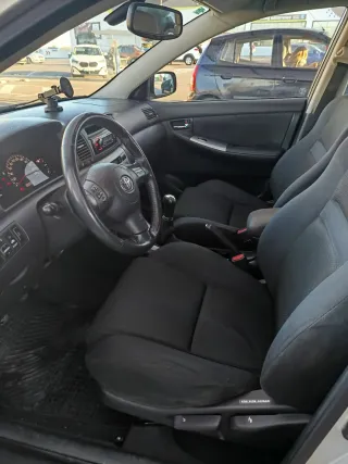 Toyota Corolla 2004