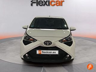 Toyota Aygo 1.0 70 x-play