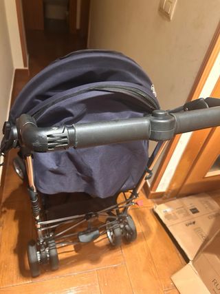 Silla de paseo azul arrue