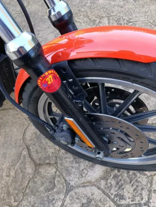 Harley Davidson Naranja Negra