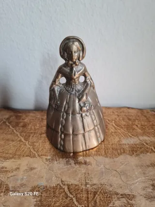 Campanellino da tavolo donna