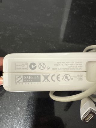 Cargador Magsafe 2008 MacBook Pro Vintage