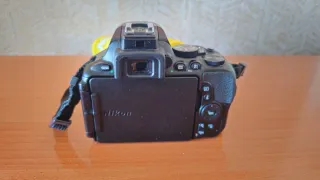 Cámara Nikon D5600 + Lente 35mm