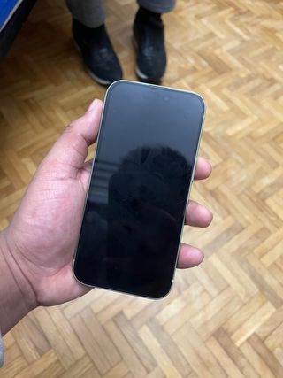 iPhone 15 Verde/Blanco