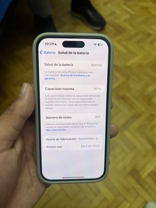 iPhone 15 Verde/Blanco