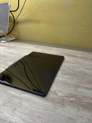 Tablet Lenovo Idea Tab Pro con Lápiz y funda.