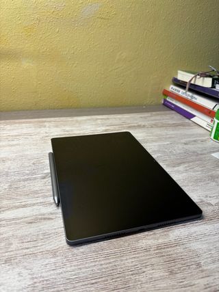 Tablet Lenovo Idea Tab Pro con Lápiz y funda.