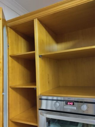 Mueble de cocina y almacenaje (horno no)