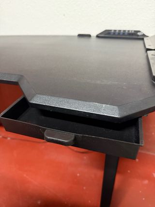 Mesa Gaming LED Newskill Negra