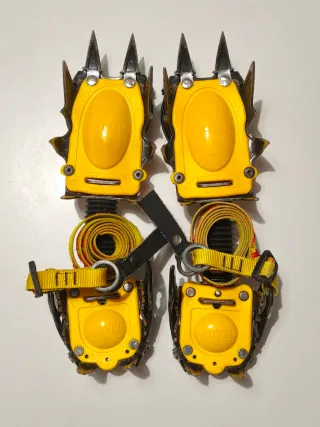 Piolet y Crampones Grivel G12