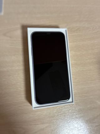 iPhone 11 64GB Viola + 2 proteggi-schermo