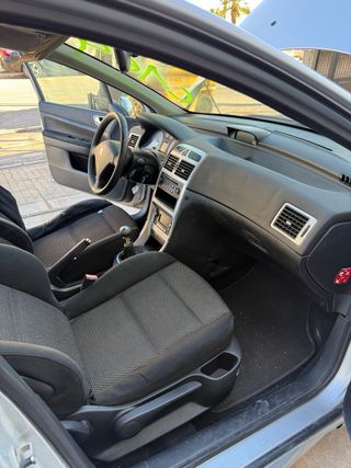 Despiece Peugeot 307 1.6 HDI  Año 2007