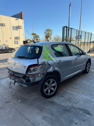 Despiece Peugeot 307 1.6 HDI  Año 2007