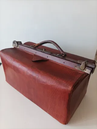 Maletín antiguo de piel