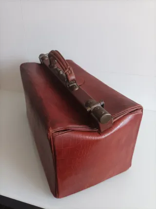 Maletín antiguo de piel