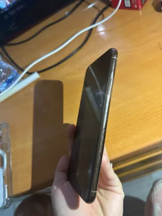 iPhone 11 Pro Max - Batteria 84%