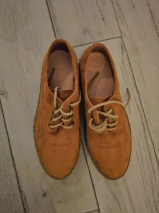Zapatos de mujer con cordones naranja