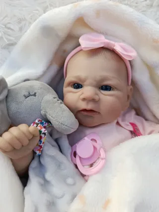 Muñeca Reborn Ojos Azules