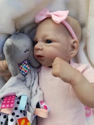 Muñeca Reborn Ojos Azules