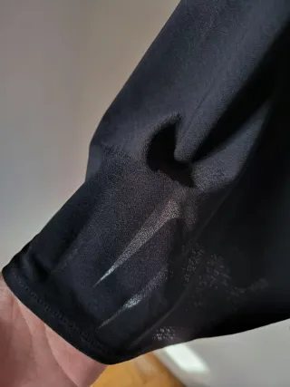 Top lentejuelas negro con tul