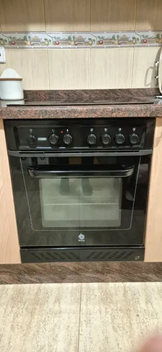 Horno y vitrocerámica Balay