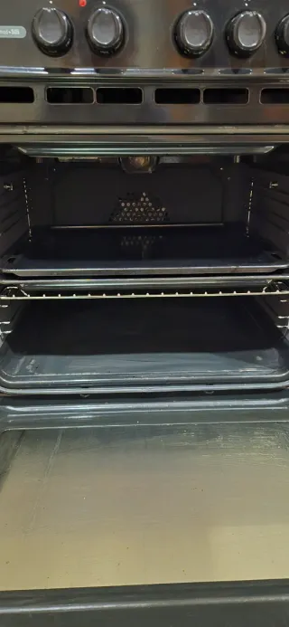 Horno y vitrocerámica Balay