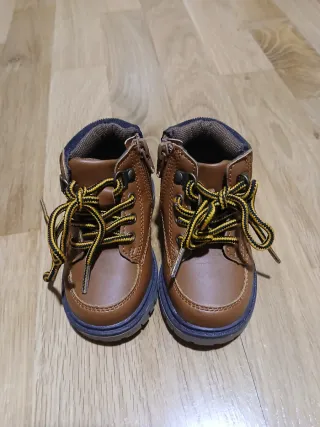 Botas para bebé marrones T20