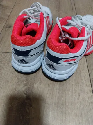 Zapatillas Adidas Padel/Tenis Blancas y Rojas