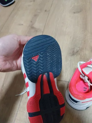 Zapatillas Adidas Padel/Tenis Blancas y Rojas