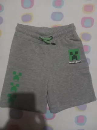 Lote Ropa Talla 7: 3 Pantalones Cortos y 5 camiset