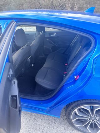 Ford Focus ST-LINE Azul