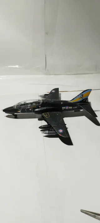 Maqueta del BAe Hawk T.1 montada y pintada a mano