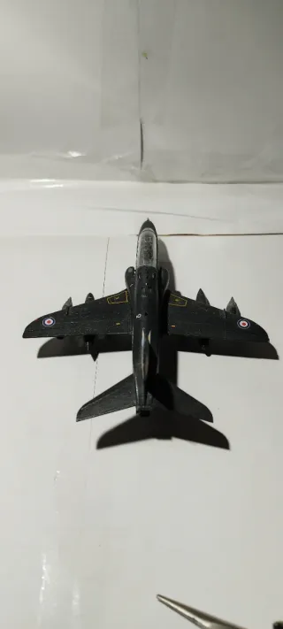 Maqueta del BAe Hawk T.1 montada y pintada a mano